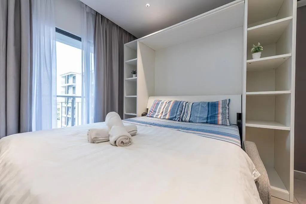 Near Subang Airport Dk Impian 2 Room 2-4 Pax Shah Alam