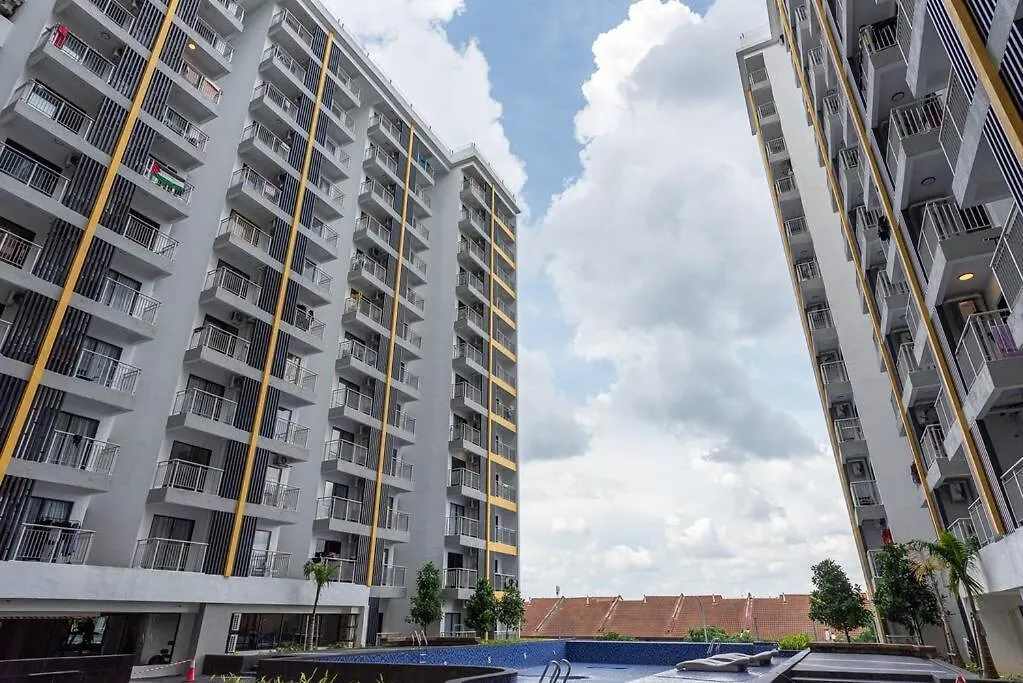 Near Subang Airport Dk Impian 2 Room 2-4 Pax Shah Alam 0*,  Malaysia