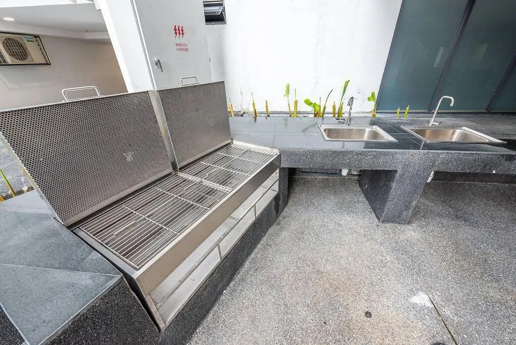 Near Subang Airport Dk Impian 2 Room 2-4 Pax Shah Alam 0*,